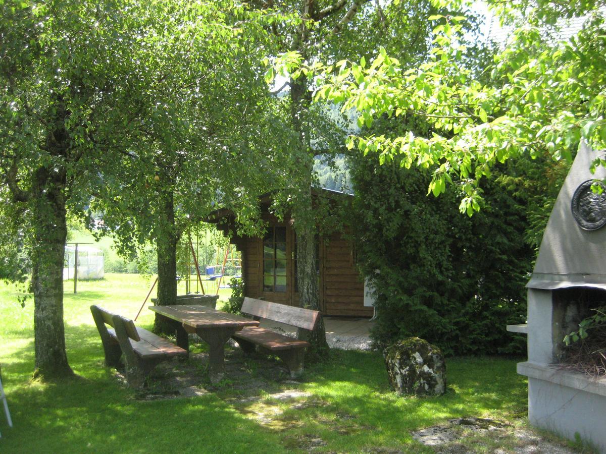 Pension Kreuzinger, 5310 Tiefgraben Exterior photo